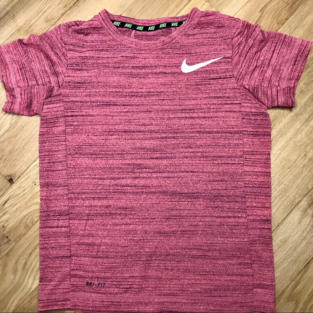 Nike T-shirt